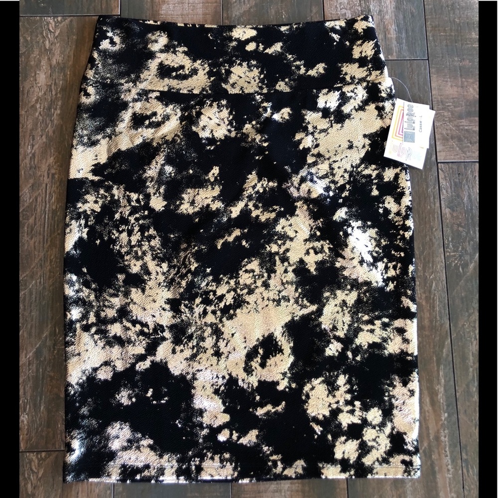 Lularoe Elegant Collection Cassie Vintage